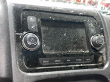 Load image into Gallery viewer, Radio  PROMASTER 2500 VAN 2018 - NW586280
