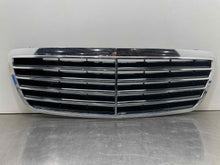 Load image into Gallery viewer, GRILL Mercedes E320 E430 E55 2000 00 01 02 03 - NW385234

