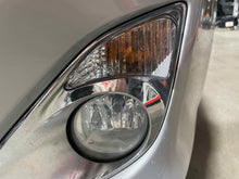 Load image into Gallery viewer, FOG LAMP LIGHT Avalon Sienna Tacoma 11-20 Bumper Mounted Left - NW586635
