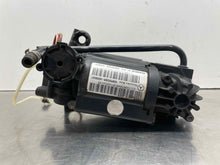 Load image into Gallery viewer, AIR RIDE COMPRESSOR E350 E550 CLS500 CLS55 CLS550 CLS63 E280 00-11 - NW586767
