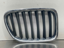 Load image into Gallery viewer, Grille  BMW X1 2015 - NW425647
