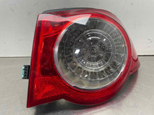 Load image into Gallery viewer, OUTER TAIL LIGHT LAMP Volkswagen EOS 07 08 09 10 11 Right - NW587247
