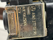 Load image into Gallery viewer, Floor Shifter  MERCEDES E-CLASS 1998 - NW587297
