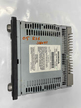 Load image into Gallery viewer, RADIO Acura RSX 2005 05 2006 06  AM FM CD - NW135694
