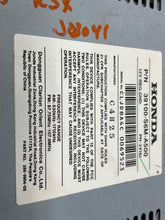 Load image into Gallery viewer, RADIO Acura RSX 2005 05 2006 06  AM FM CD - NW135694
