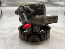 Load image into Gallery viewer, Power Steering Pump Acura RSX 2005 - NW162958
