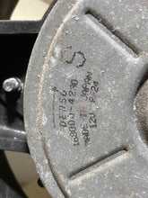 Load image into Gallery viewer, RADIATOR FAN ASSEMBLY Acura RSX 2002 02 2003 03 2004 04 2005 05 06 Auto - NW63574
