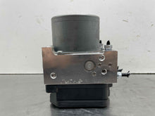 Load image into Gallery viewer, ABS Pump  RAV4 2018 - NW587559
