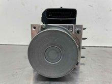 Load image into Gallery viewer, ABS Pump  RAV4 2018 - NW587559
