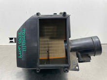 Load image into Gallery viewer, AIR CLEANER BOX Volvo XC90 07 08 09 10 11 12 13 14 - NW587459

