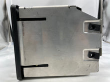 Load image into Gallery viewer, Radio Oldsmobile Allante 1990 - NW134276

