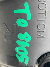 Load image into Gallery viewer, Fog Light Scion XA Solara Camry 2006 06 2007 07 2008 08 09 10 11 12 Right - NW588332
