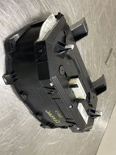 Load image into Gallery viewer, SPEEDOMETER CLUSTER Nissan Cube 2010 10 - NW160112
