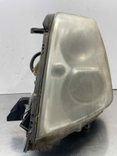 Load image into Gallery viewer, HEADLIGHT LAMP ASSEMBLY Cadillac DTS 06 07 08 09 10 11 Left - NW588428
