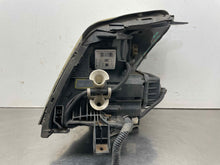 Load image into Gallery viewer, HEADLIGHT LAMP ASSEMBLY Cadillac DTS 06 07 08 09 10 11 Right - NW588390
