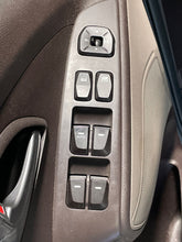 Load image into Gallery viewer, Window Switch Hyundai Tucson 2015 - NW424333
