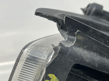Load image into Gallery viewer, Park Lamp Light Kia Sportage 2006 - NW82853
