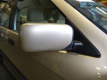 Load image into Gallery viewer, [INVENTORYCAR_YEAR_MAKE_MODEL] SIDE VIEW DOOR MIRROR Right - NW51801
