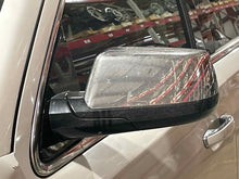 Load image into Gallery viewer, Side View Door Mirror  SUBURBAN 1500 2016 - NW590683
