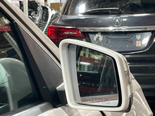Load image into Gallery viewer, Side View Door Mirror  MERCEDES GLS-CLASS 2017 - NW590684
