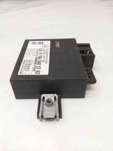 Load image into Gallery viewer, Tire Pressure Computer Mercedes ML320 ML550 GL320 SL550 06 07 08 09 - 11 - NW36273
