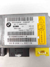 Load image into Gallery viewer, AIR BAG COMPUTER 750i 745i 760i 2004 04 2005 05 2006 06 07 08 - NW30320
