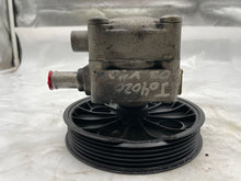 Load image into Gallery viewer, POWER STEERING PUMP Volvo S40 V40 2000 00 01 02 03 04 - NW164225
