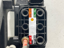 Load image into Gallery viewer, SUSPENSION AIR COMPRESSOR PUMP Vanden Pl XJ XJL XJR 2010-2014 - NW8347
