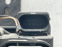 Load image into Gallery viewer, SUSPENSION AIR COMPRESSOR PUMP Vanden Pl XJ XJL XJR 2010-2014 - NW8347
