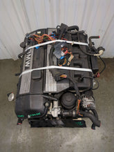 Load image into Gallery viewer, ENGINE BMW Z3 525i 325i 2001 01 2002 02 2.5L - NW592293
