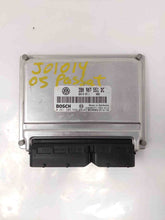 Load image into Gallery viewer, ECU ECM COMPUTER Volkswwagen Passat 2005 05 2.8L - NW62843
