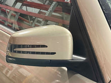 Load image into Gallery viewer, SIDE VIEW DOOR MIRROR GLK350 2010 10 2011 11 2012 12 Right - NW594467
