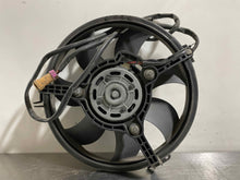 Load image into Gallery viewer, RADIATOR FAN ASSEMBLY Passat 2001 01 02 03 04 05 - NW63624
