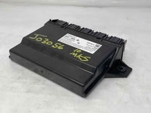 Load image into Gallery viewer, BODY CONTROL MODULE BCM COMPUTER Lincoln MKS 09 10 11 12 - NW27515
