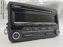 Load image into Gallery viewer, CD PLAYER RADIO Volkswagen Beetle Jetta Passat 11 12 13 14 - NW140107
