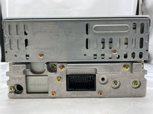 Load image into Gallery viewer, RADIO Honda Accord 2001 01 2002 02 AM/FM/CASS/CD - NW137553
