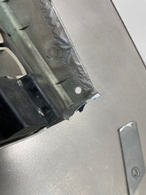 Load image into Gallery viewer, GRILLE Nissan Maxima 2004 04 2005 05 2006 06 - NW98350

