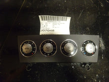 Load image into Gallery viewer, Temperature Controls  MERCEDES SLK 2005 - NW101123
