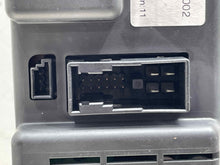 Load image into Gallery viewer, Temperature Controls  MERCEDES SLK 2005 - NW101123
