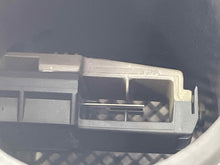 Load image into Gallery viewer, Mass Air Flow Sensor Meter MAF C220 C250D C280 C36 94 95 96 - NW5299
