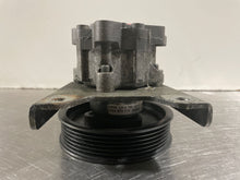 Load image into Gallery viewer, POWER STEERING PUMP 525i 530i 2004 04 2005 05 - NW163133
