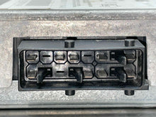 Load image into Gallery viewer, AIR BAG COMPUTER SAAB 900 1994 HATCHBACK - NW37555
