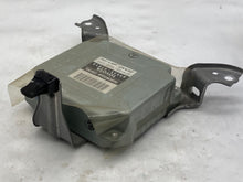 Load image into Gallery viewer, TRANSMISSION COMPUTER Toyota Prius 2004 04 05 06 - NW38322
