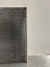 Load image into Gallery viewer, AC CONDENSER Volvo V50 S40 04 05 06 - 10 - NW44283
