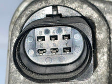 Load image into Gallery viewer, THROTTLE BODY BMW 320I 325I 525I X3 Z3 Z4 01 02 03 - 06 - NW177760
