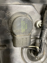 Load image into Gallery viewer, HEADLIGHT LAMP ASSEMBLY Mercury Mountaineer 02 03 04 05 Left - NW102170

