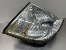 Load image into Gallery viewer, HEADLIGHT LAMP ASSEMBLY Mercury Mountaineer 02 03 04 05 Left - NW102170
