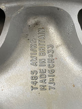 Load image into Gallery viewer, WHEEL Jaguar Xj8 98 99 16" Alloy 10 Triangle Slots - NW199542
