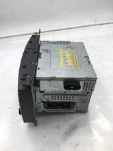 Load image into Gallery viewer, Radio  MERCEDES C-CLASS 2007 - NW138523
