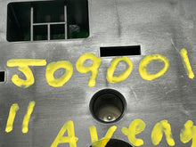 Load image into Gallery viewer, Speedometer Cluster Dodge Avenger 2011 - NW158748
